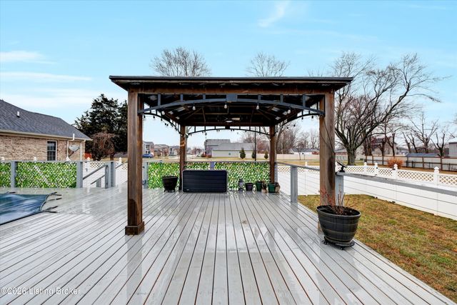 12108 Sentimental Ln, Louisville, KY 40229