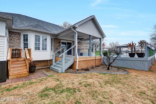 12108 Sentimental Ln, Louisville, KY 40229