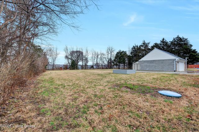 12108 Sentimental Ln, Louisville, KY 40229