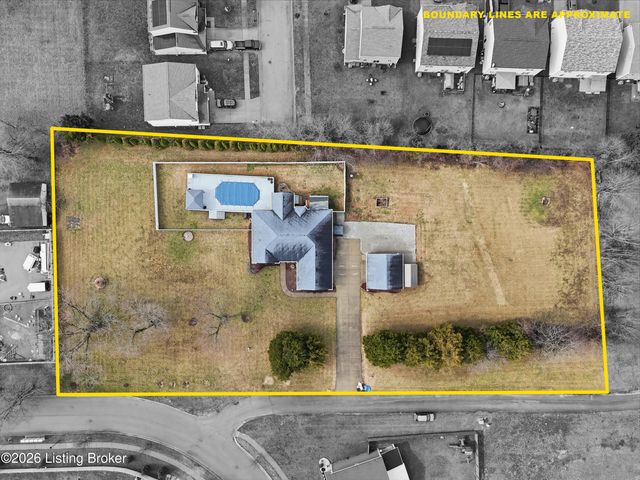 12108 Sentimental Ln, Louisville, KY 40229