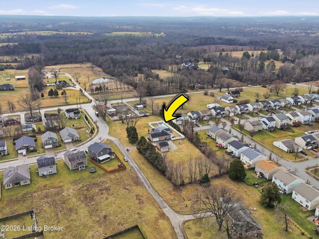 12108 Sentimental Ln, Louisville, KY 40229