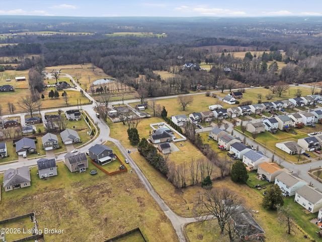 12108 Sentimental Ln, Louisville, KY 40229