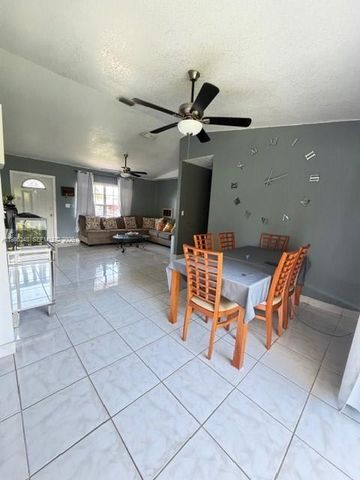 9770 SW 210th St, Cutler Bay, FL 33189