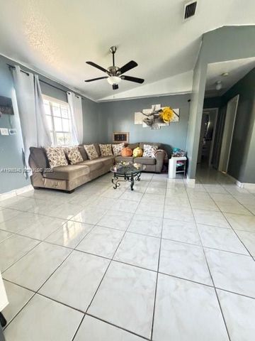 9770 SW 210th St, Cutler Bay, FL 33189