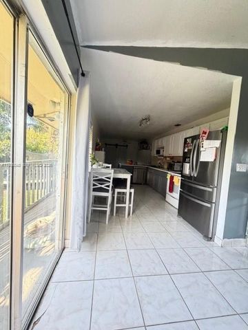 9770 SW 210th St, Cutler Bay, FL 33189