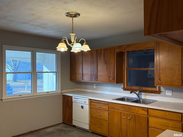 1010 Steven Lane, Murphysboro, IL 62966