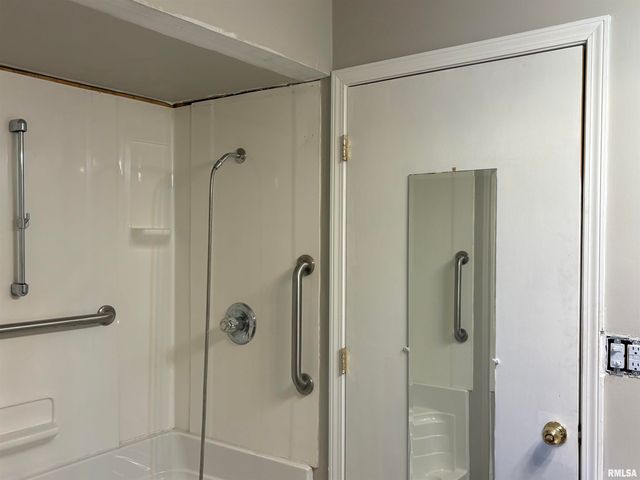 1010 Steven Lane, Murphysboro, IL 62966