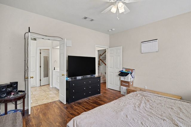 1230 Woodland Park Drive, Hurst, TX 76053