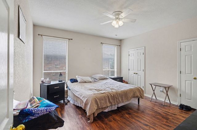 1230 Woodland Park Drive, Hurst, TX 76053