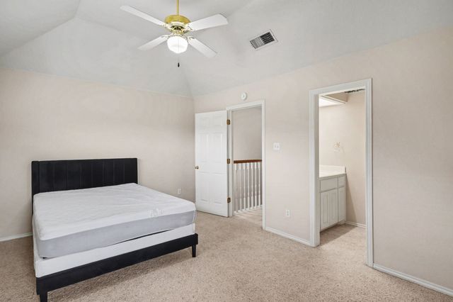 1230 Woodland Park Drive, Hurst, TX 76053
