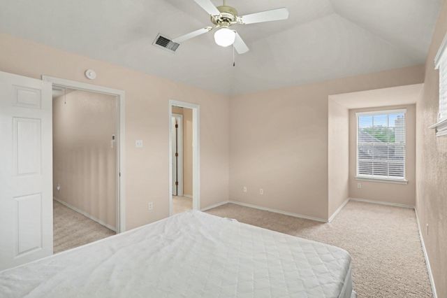 1230 Woodland Park Drive, Hurst, TX 76053