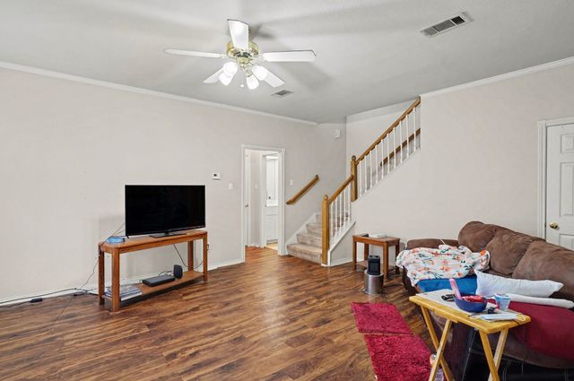 1230 Woodland Park Drive, Hurst, TX 76053