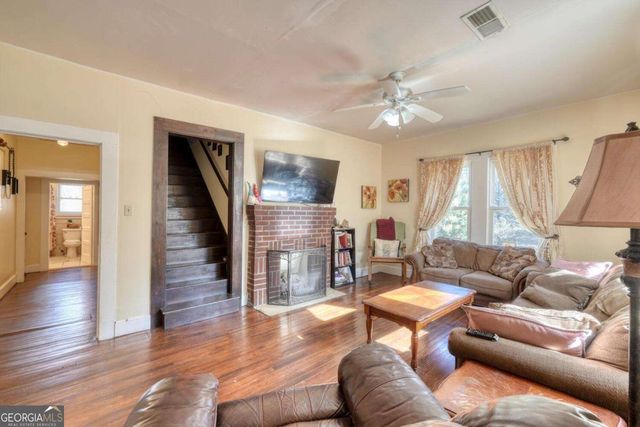 760 Kingtown Street, Blue Ridge, GA 30513