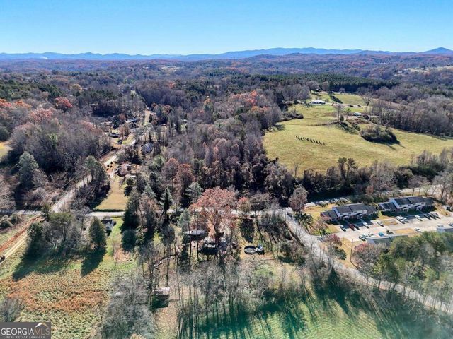 760 Kingtown Street, Blue Ridge, GA 30513