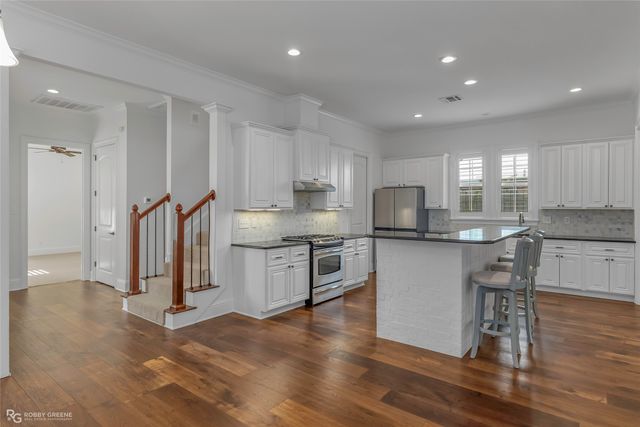 1940 Shaded Willow Lane, Shreveport, LA 71106