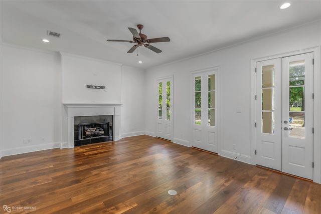 1940 Shaded Willow Lane, Shreveport, LA 71106