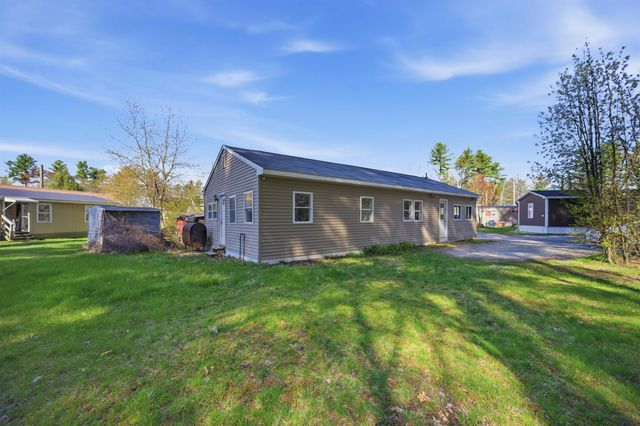 31 Page Rd Trlr 14, Litchfield, NH 03052