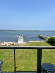 25 Hancox Street S2, Stonington, CT 06378