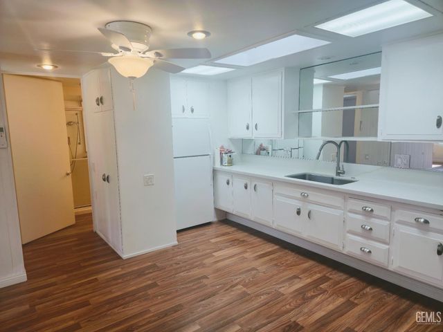 13920 Thunderbird Drive 007C, Seal Beach, CA 90740