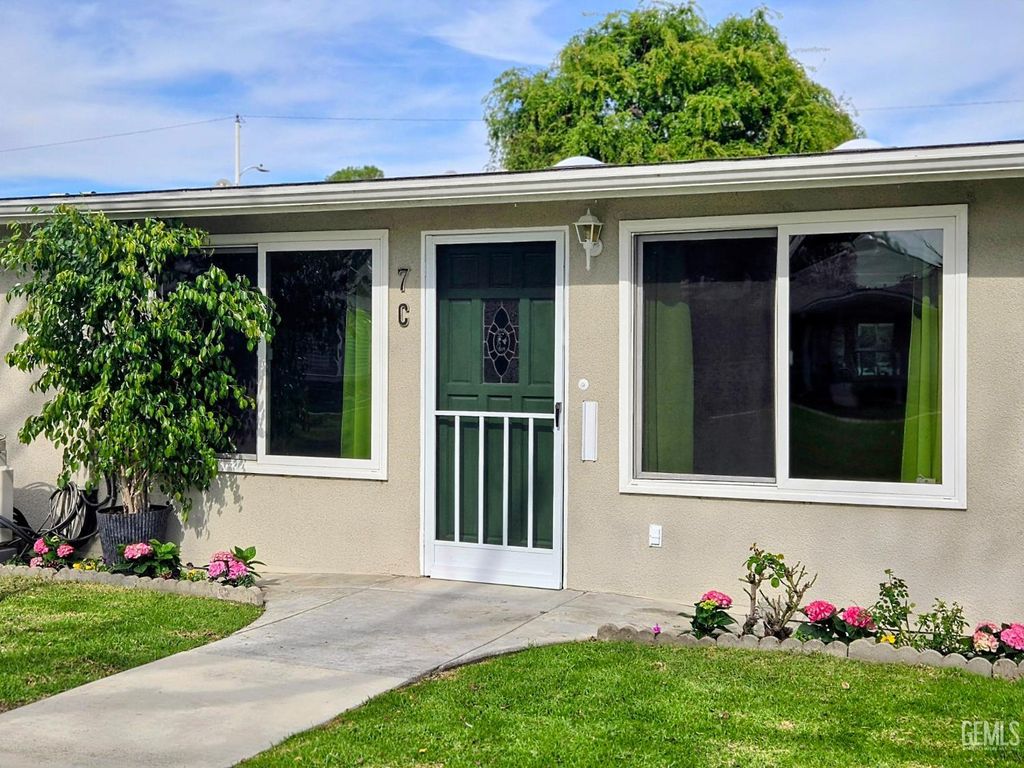 13920 Thunderbird Drive 007C, Seal Beach, CA 90740