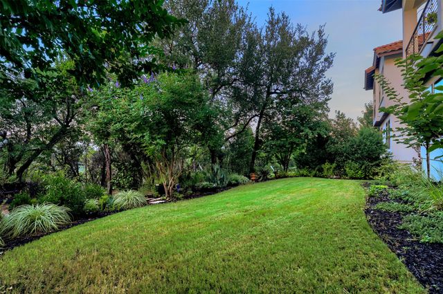 215 Honey Creek CT, Austin, TX 78738