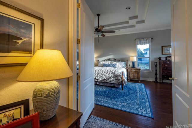 302 PARADISE POINT DR, Boerne, TX 78006