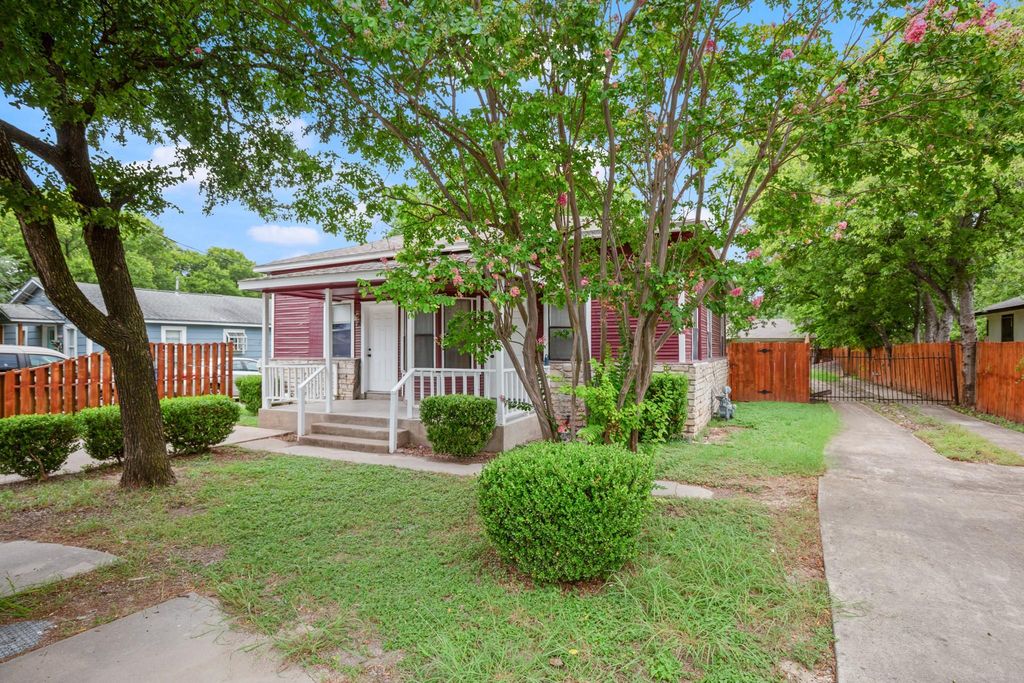 300 Provines DR B, Austin, TX 78753