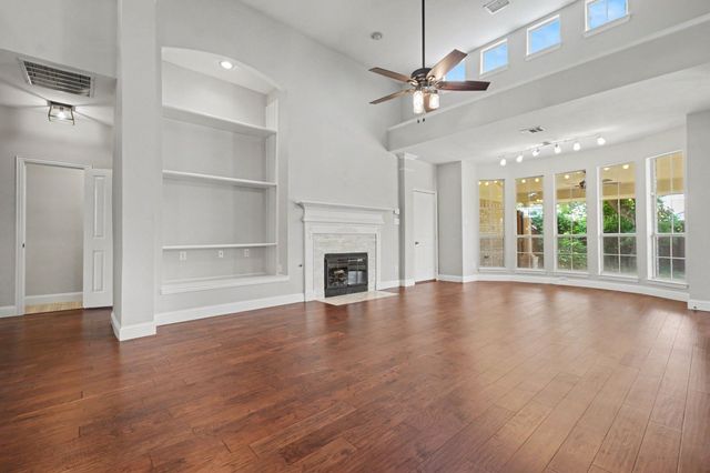 415 Heatherwood Drive, Allen, TX 75002