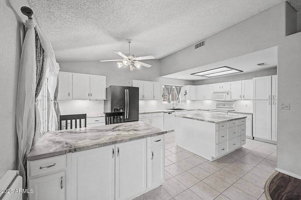 14657 N 90TH Drive, Peoria, AZ 85381 — photo 3