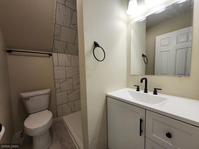 919 Warner Avenue, South Saint Paul, MN 55075