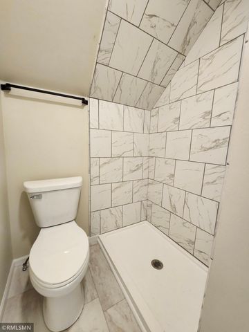 919 Warner Avenue, South Saint Paul, MN 55075