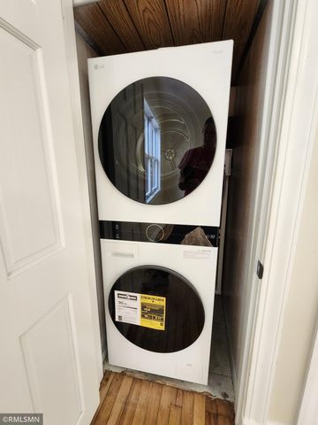 919 Warner Avenue, South Saint Paul, MN 55075