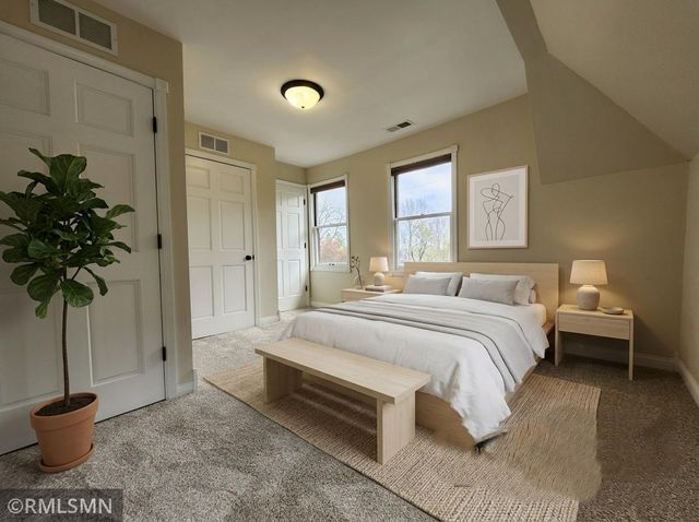 919 Warner Avenue, South Saint Paul, MN 55075