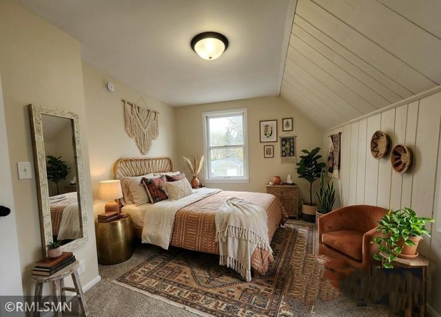 919 Warner Avenue, South Saint Paul, MN 55075