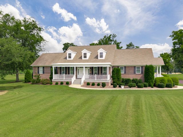 144 Herb Garden Dr, Fayetteville, TN 37334