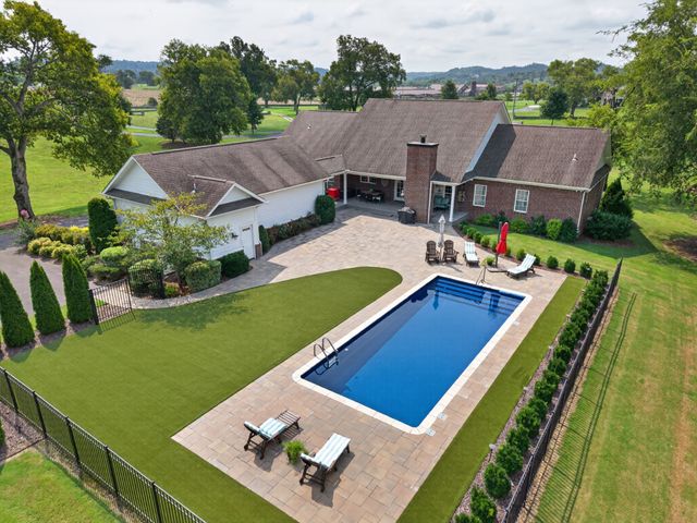 144 Herb Garden Dr, Fayetteville, TN 37334