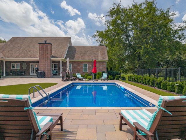 144 Herb Garden Dr, Fayetteville, TN 37334