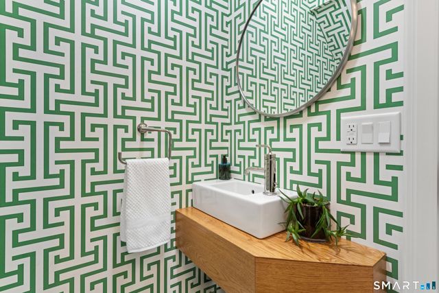 88 Water Street, Stonington, CT 06378