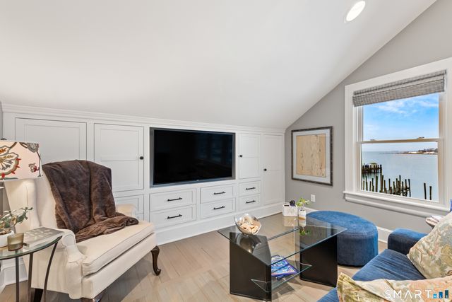 88 Water Street, Stonington, CT 06378