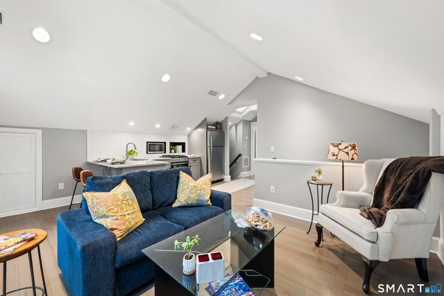 88 Water Street, Stonington, CT 06378