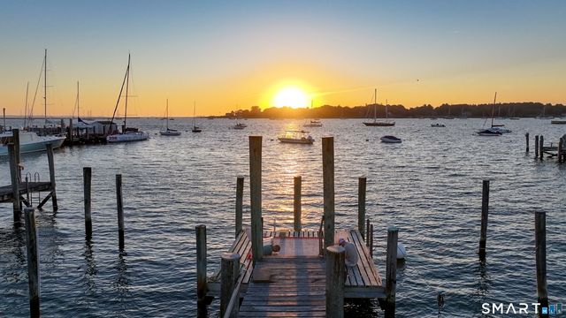 88 Water Street, Stonington, CT 06378
