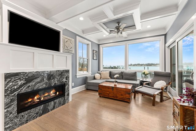 88 Water Street, Stonington, CT 06378