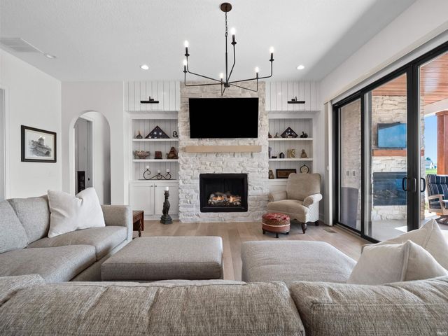 1397 Cascata Trail, Huntertown, IN 46748