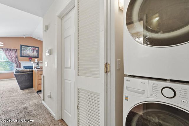 6517 Brook Bend Way 231, Louisville, KY 40229