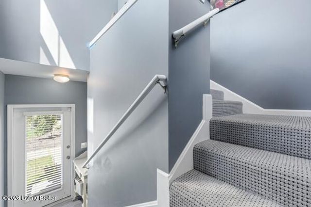 6517 Brook Bend Way 231, Louisville, KY 40229