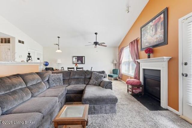 6517 Brook Bend Way 231, Louisville, KY 40229