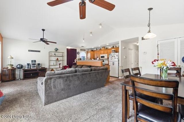 6517 Brook Bend Way 231, Louisville, KY 40229