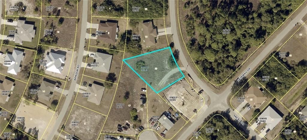 2214 Snead DR, LEHIGH ACRES, FL 33973 — exterior