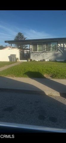 924 Piedmont Street, Oxnard, CA 93035