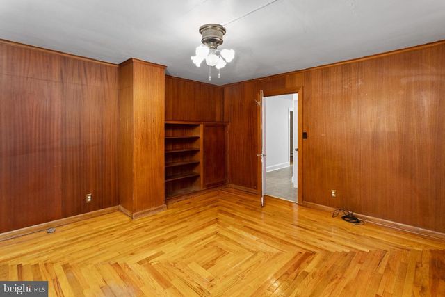 205 CORNWALL AVE, Trenton, NJ 08618